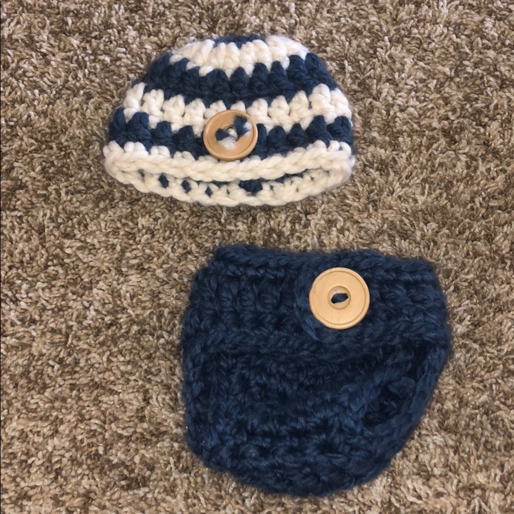 Newborn photo knit hat and diaper cover